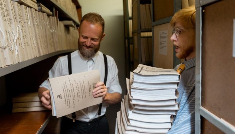 How Long Should Builders Keep Construction Documents in Texas?